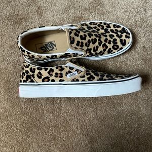 Slip on Leopard Vans